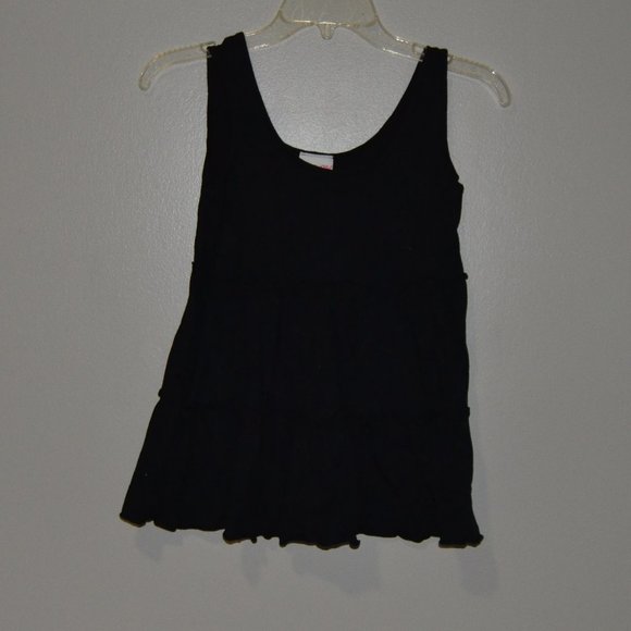 Black ruffle tiered loose flowy tank - Size small - Picture 6 of 6
